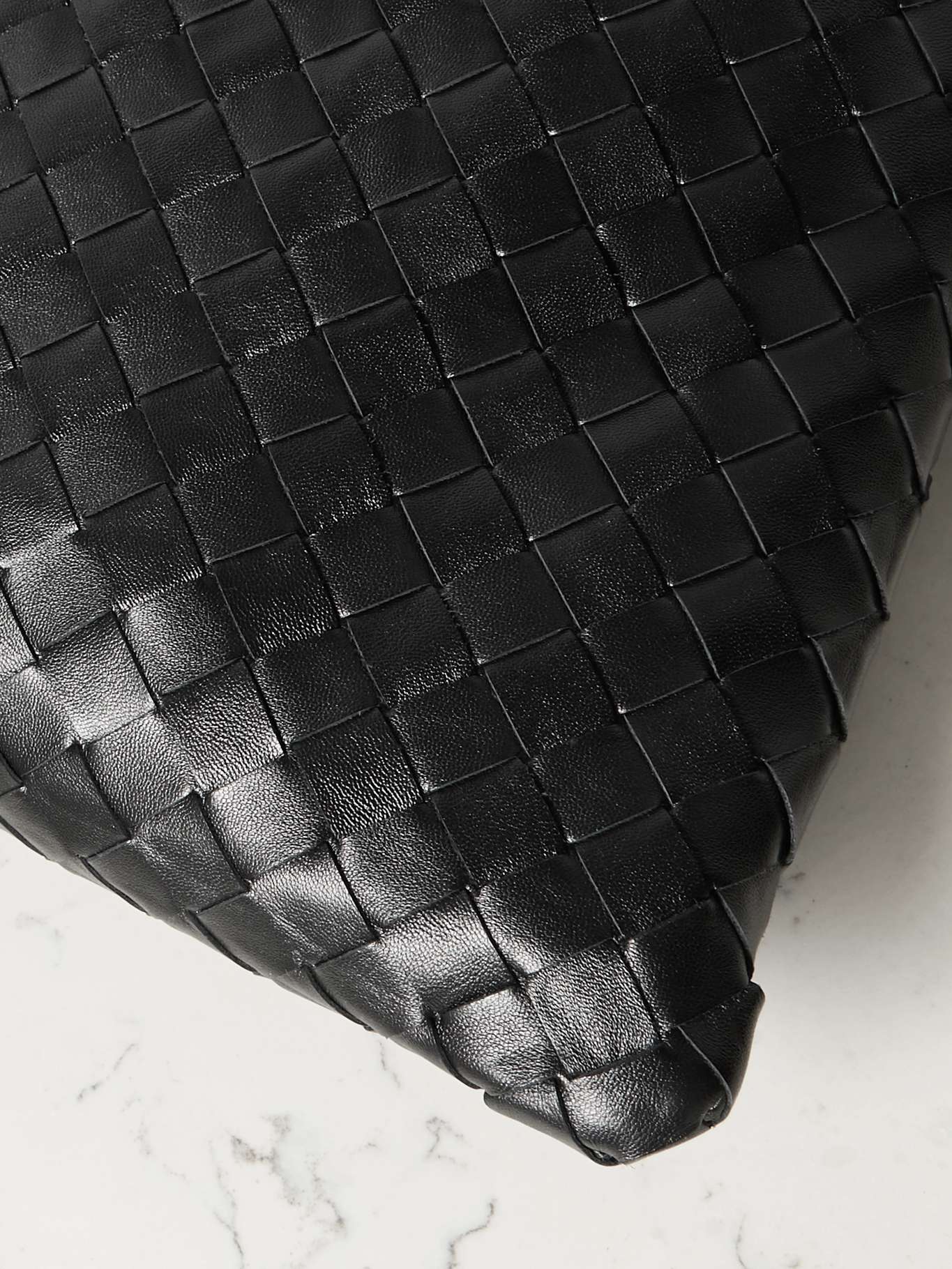 Bottega Veneta Hop small intrecciato leather tote