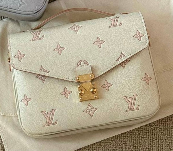 Louis Vuitton Pochette Métis