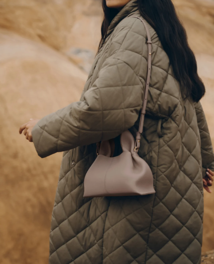 Numéro Neuf Mini Edition Textured Taupe